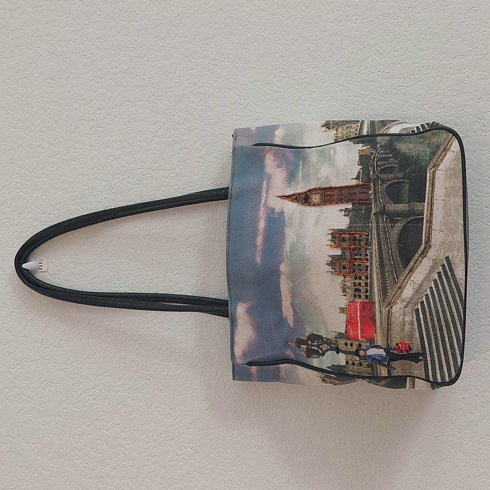 FRANKIE AND JOHNNIE Beaded London Scene Purse Tote Bag NWOT